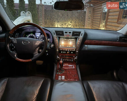 Сірий Лексус ЛС, об'ємом двигуна 4.6 л та пробігом 116 тис. км за 14999 $, фото 43 на Automoto.ua