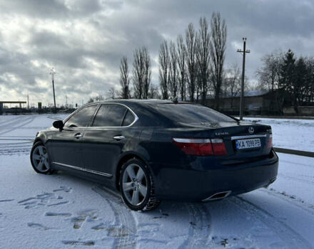 Серый Лексус ЛС, объемом двигателя 4.6 л и пробегом 183 тыс. км за 9700 $, фото 12 на Automoto.ua
