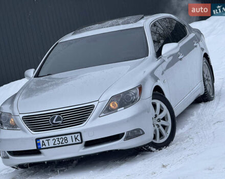 Серый Лексус ЛС, объемом двигателя 4.61 л и пробегом 240 тыс. км за 8500 $, фото 3 на Automoto.ua