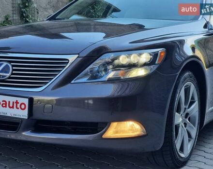 Серый Лексус ЛС, объемом двигателя 4.97 л и пробегом 237 тыс. км за 16999 $, фото 8 на Automoto.ua