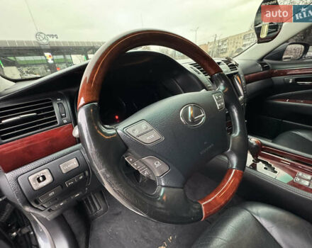 Серый Лексус ЛС, объемом двигателя 4.6 л и пробегом 116 тыс. км за 11700 $, фото 28 на Automoto.ua