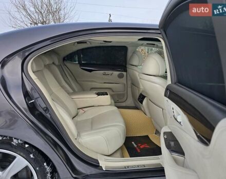 Сірий Лексус ЛС, об'ємом двигуна 5 л та пробігом 237 тис. км за 15499 $, фото 66 на Automoto.ua