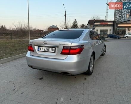 Серый Лексус ЛС, объемом двигателя 4.61 л и пробегом 240 тыс. км за 9000 $, фото 4 на Automoto.ua