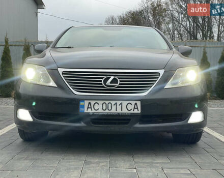 Серый Лексус ЛС, объемом двигателя 4.6 л и пробегом 195 тыс. км за 9950 $, фото 5 на Automoto.ua