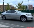 Серый Лексус ЛС, объемом двигателя 4.6 л и пробегом 220 тыс. км за 11000 $, фото 1 на Automoto.ua