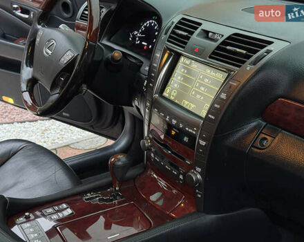 Сірий Лексус ЛС, об'ємом двигуна 4.6 л та пробігом 116 тис. км за 14999 $, фото 34 на Automoto.ua