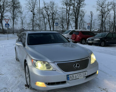 Сірий Лексус ЛС, об'ємом двигуна 4.61 л та пробігом 272 тис. км за 8000 $, фото 4 на Automoto.ua
