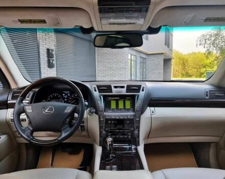 Сірий Лексус ЛС, об'ємом двигуна 5 л та пробігом 237 тис. км за 17999 $, фото 9 на Automoto.ua
