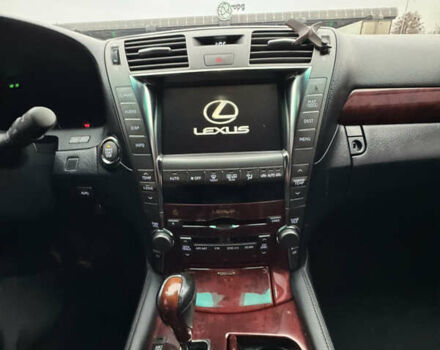 Серый Лексус ЛС, объемом двигателя 4.6 л и пробегом 116 тыс. км за 11700 $, фото 45 на Automoto.ua