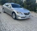 Серый Лексус ЛС, объемом двигателя 4.6 л и пробегом 220 тыс. км за 9800 $, фото 8 на Automoto.ua