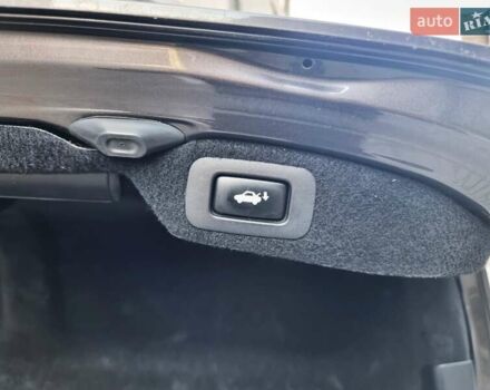 Серый Лексус ЛС, объемом двигателя 4.97 л и пробегом 237 тыс. км за 16999 $, фото 104 на Automoto.ua