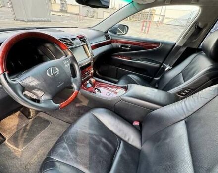 Сірий Лексус ЛС, об'ємом двигуна 4.61 л та пробігом 297 тис. км за 7999 $, фото 9 на Automoto.ua