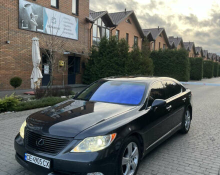 Серый Лексус ЛС, объемом двигателя 4.61 л и пробегом 263 тыс. км за 8000 $, фото 2 на Automoto.ua