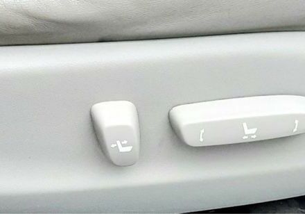 Лексус ЛС 2008 в Новомосковске на Automoto.ua Серый Лексус ЛС, объемом двигателя 2.5 л и пробегом 220 тыс. км за 2999 $, фото 13 на Automoto.ua