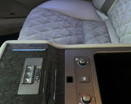 Серый Лексус ЛС, объемом двигателя 4.61 л и пробегом 263 тыс. км за 8000 $, фото 8 на Automoto.ua