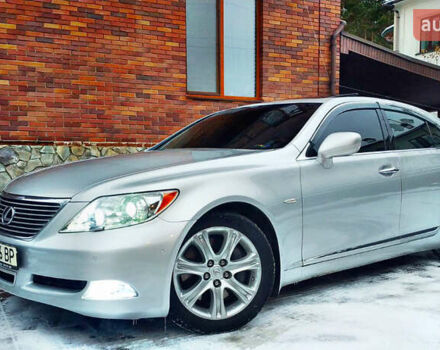 Серый Лексус ЛС, объемом двигателя 4.6 л и пробегом 92 тыс. км за 29999 $, фото 4 на Automoto.ua