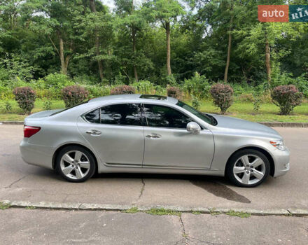 Серый Лексус ЛС, объемом двигателя 4.6 л и пробегом 145 тыс. км за 25000 $, фото 7 на Automoto.ua