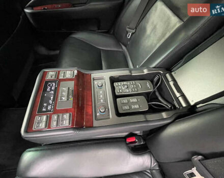 Серый Лексус ЛС, объемом двигателя 4.6 л и пробегом 145 тыс. км за 25000 $, фото 21 на Automoto.ua