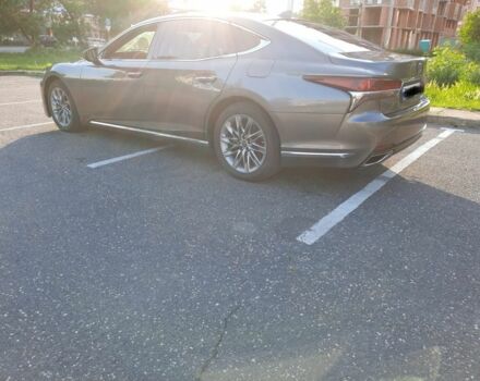 Серый Лексус ЛС, объемом двигателя 3.5 л и пробегом 65 тыс. км за 42500 $, фото 2 на Automoto.ua