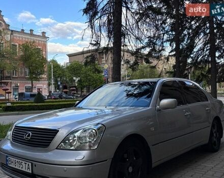 Серый Лексус ЛС, объемом двигателя 4.29 л и пробегом 333 тыс. км за 6300 $, фото 1 на Automoto.ua