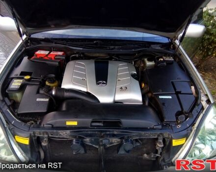 Серый Лексус ЛС, объемом двигателя 4.3 л и пробегом 225 тыс. км за 12000 $, фото 1 на Automoto.ua