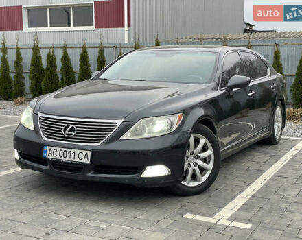 Сірий Лексус ЛС, об'ємом двигуна 4.6 л та пробігом 195 тис. км за 9950 $, фото 1 на Automoto.ua