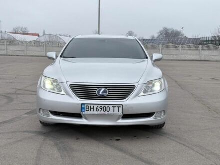 Сірий Лексус ЛС, об'ємом двигуна 4.6 л та пробігом 230 тис. км за 10300 $, фото 1 на Automoto.ua