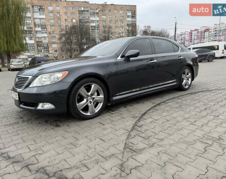 Серый Лексус ЛС, объемом двигателя 4.6 л и пробегом 116 тыс. км за 11700 $, фото 1 на Automoto.ua