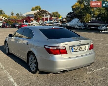 Сірий Лексус ЛС, об'ємом двигуна 4.6 л та пробігом 213 тис. км за 10900 $, фото 1 на Automoto.ua