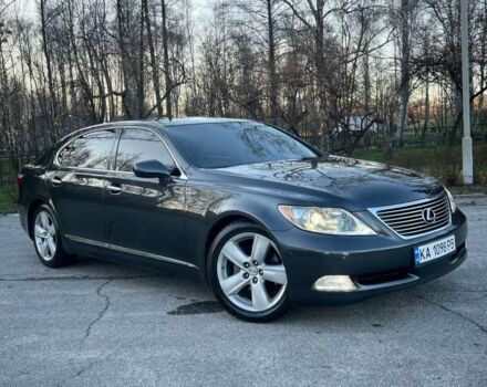 Серый Лексус ЛС, объемом двигателя 4.6 л и пробегом 183 тыс. км за 10999 $, фото 1 на Automoto.ua