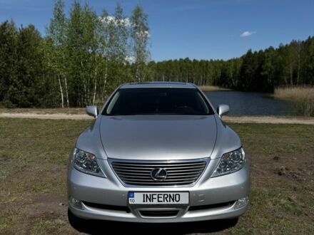 Лексус ЛС 2007 в Киеве на Automoto.ua Серый Лексус ЛС, объемом двигателя 4.6 л и пробегом 166 тыс. км за 14500 $, фото 1 на Automoto.ua