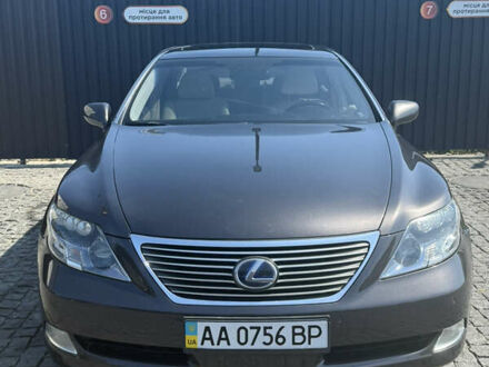 Лексус ЛС 2008 у Києві на Automoto.ua Сірий Лексус ЛС, об'ємом двигуна 4.97 л та пробігом 163 тис. км за 15500 $, фото 1 на Automoto.ua