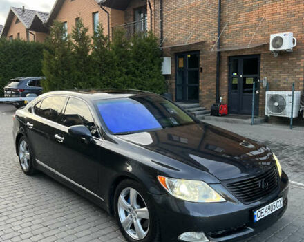 Серый Лексус ЛС, объемом двигателя 4.61 л и пробегом 263 тыс. км за 8000 $, фото 1 на Automoto.ua