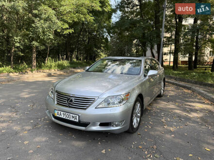 Лексус ЛС 2011 в Киеве на Automoto.ua Серый Лексус ЛС, объемом двигателя 4.6 л и пробегом 198 тыс. км за 15400 $, фото 1 на Automoto.ua
