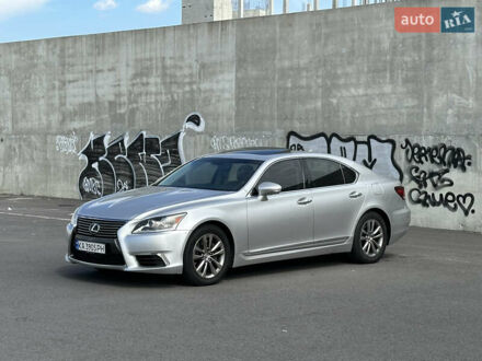 Лексус ЛС 2013 у Львові на Automoto.ua Сірий Лексус ЛС, об'ємом двигуна 4.61 л та пробігом 170 тис. км за 19900 $, фото 1 на Automoto.ua