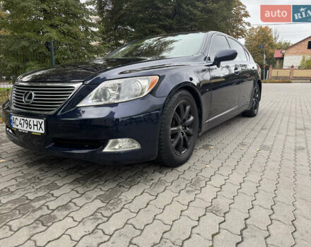Синий Лексус ЛС, объемом двигателя 4.6 л и пробегом 300 тыс. км за 7500 $, фото 4 на Automoto.ua