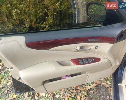 Синий Лексус ЛС, объемом двигателя 4.61 л и пробегом 298 тыс. км за 9000 $, фото 3 на Automoto.ua