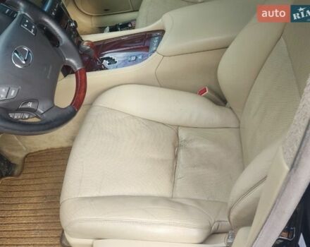 Синій Лексус ЛС, об'ємом двигуна 4.61 л та пробігом 300 тис. км за 8000 $, фото 8 на Automoto.ua