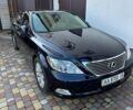 Синий Лексус ЛС, объемом двигателя 0 л и пробегом 41 тыс. км за 15500 $, фото 1 на Automoto.ua