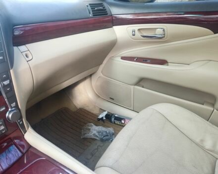 Синий Лексус ЛС, объемом двигателя 4 л и пробегом 220 тыс. км за 10717 $, фото 6 на Automoto.ua