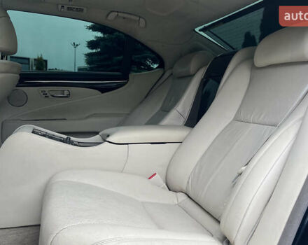 Лексус ЛС 2007 в Львове на Automoto.ua Синий Лексус ЛС, объемом двигателя 4.61 л и пробегом 224 тыс. км за 7550 $, фото 22 на Automoto.ua