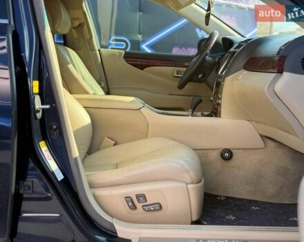 Синий Лексус ЛС, объемом двигателя 4.6 л и пробегом 163 тыс. км за 13499 $, фото 20 на Automoto.ua