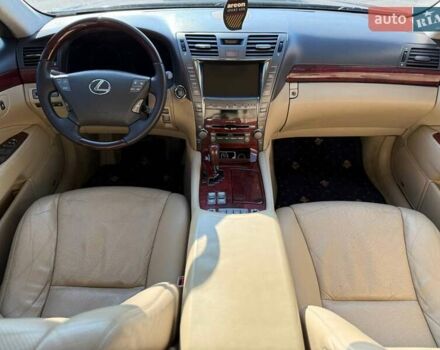 Синий Лексус ЛС, объемом двигателя 4.6 л и пробегом 163 тыс. км за 13499 $, фото 15 на Automoto.ua