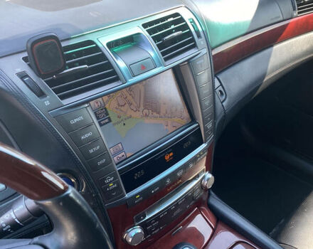 Синий Лексус ЛС, объемом двигателя 5 л и пробегом 132 тыс. км за 26500 $, фото 3 на Automoto.ua