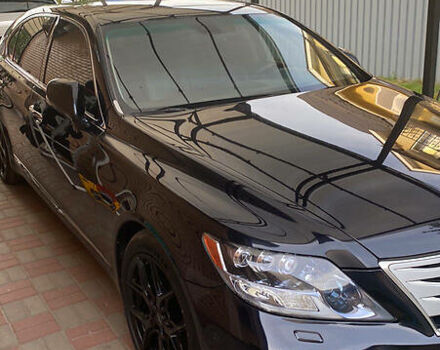 Синий Лексус ЛС, объемом двигателя 5 л и пробегом 132 тыс. км за 26500 $, фото 12 на Automoto.ua