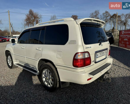 Белый Лексус ЛХ, объемом двигателя 4.66 л и пробегом 275 тыс. км за 15999 $, фото 3 на Automoto.ua