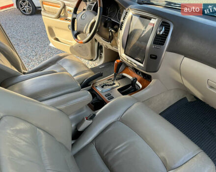 Белый Лексус ЛХ, объемом двигателя 4.66 л и пробегом 275 тыс. км за 15999 $, фото 19 на Automoto.ua