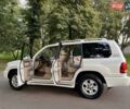 Белый Лексус ЛХ, объемом двигателя 4.66 л и пробегом 375 тыс. км за 17900 $, фото 9 на Automoto.ua