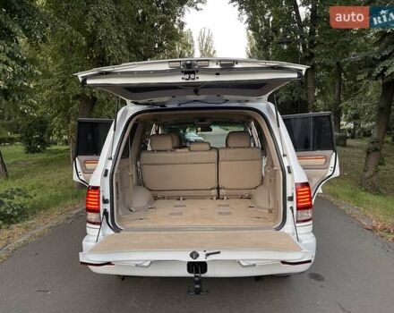 Белый Лексус ЛХ, объемом двигателя 4.66 л и пробегом 375 тыс. км за 17900 $, фото 29 на Automoto.ua