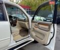 Білий Лексус ЛХ, об'ємом двигуна 4.7 л та пробігом 376 тис. км за 15800 $, фото 17 на Automoto.ua